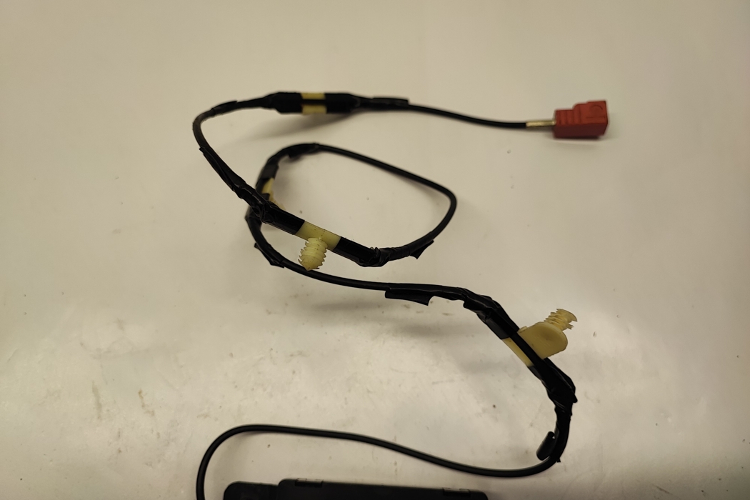DODGE Charger LD (2010-2024) Keyless Entry Antenna P68067533AH 29412833