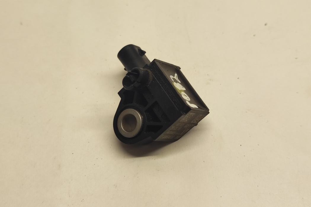 AUDI A3 8V (2012-2020) Crash Impact Sensor 5Q0959651B 30622341