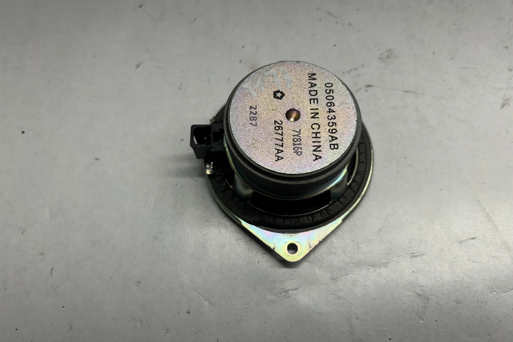 DODGE Charger LD (2010-2024) Front Left Door Loudspeaker 05064359AB 32032075