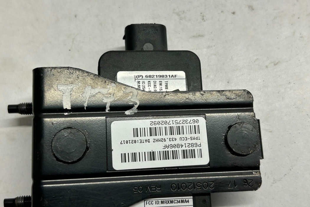 DODGE Charger LD (2010-2024) Tyre Pressure Control Module 68219831AF,P68219831AF,68214806AF 32063788