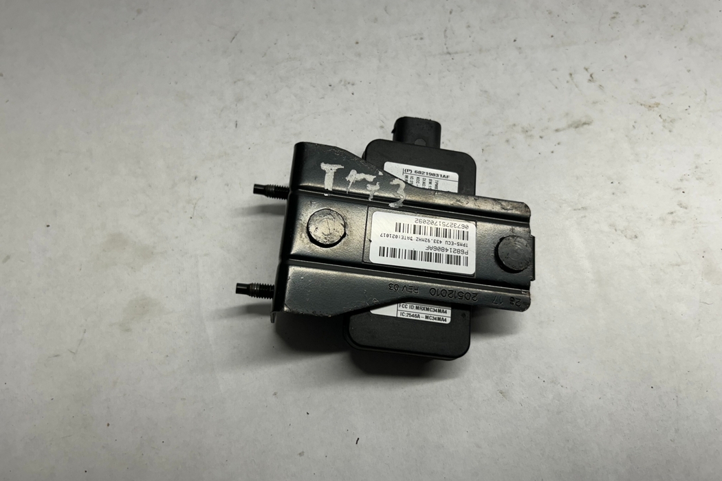 DODGE Charger LD (2010-2024) Tyre Pressure Control Module 68219831AF,P68219831AF,68214806AF 32063788