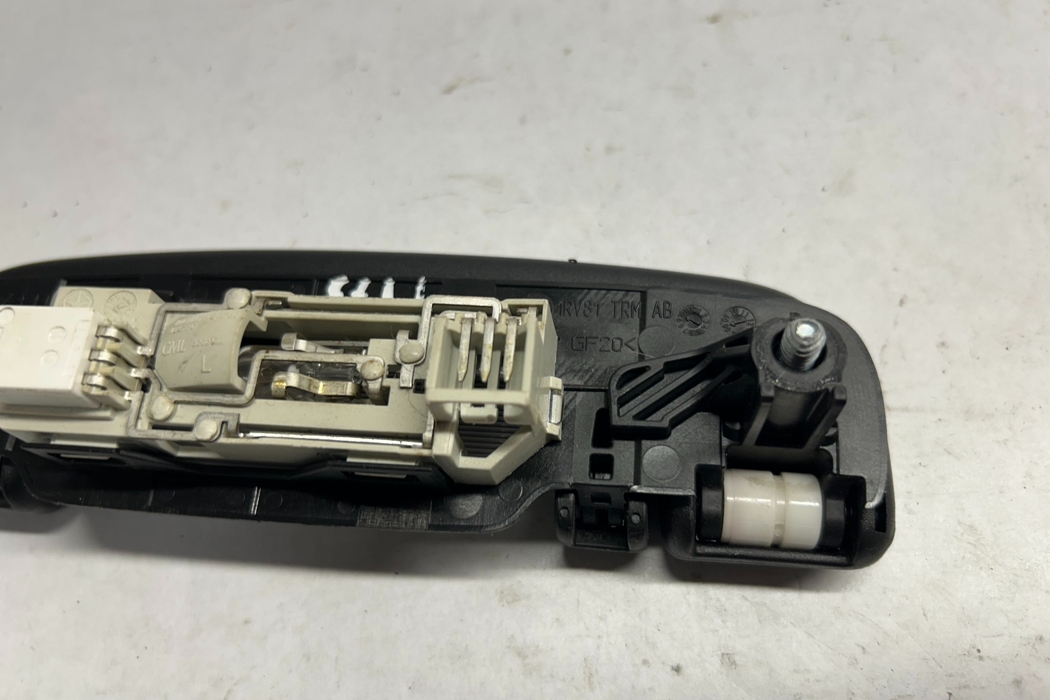 DODGE Charger LD (2010-2024) Aizmugurējais kreisais jumta rokturis 1RV81TRMAB 32063818