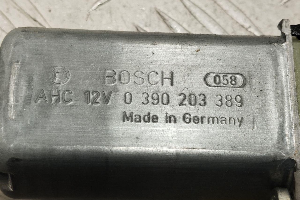 PORSCHE Cayenne 958 (2010-2018) Front Left Seat Control Motor 0390203389 23490305