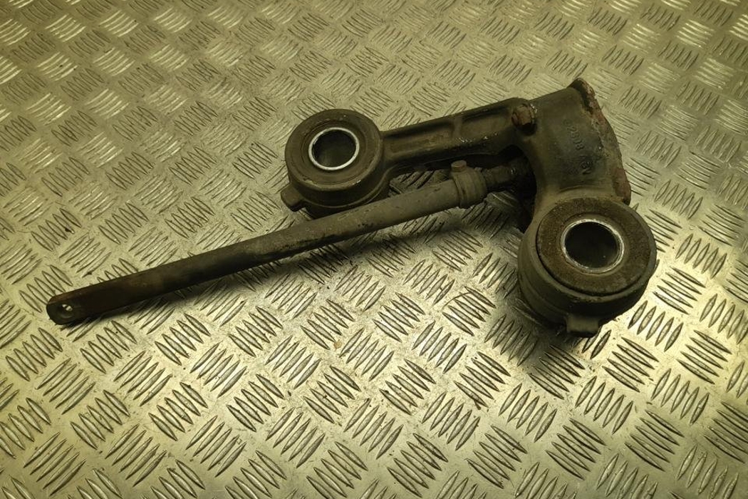 MERCEDES-BENZ S-Class W126 / C126 (1979-1991) Front Left Arm 1263335414,2608 32077643