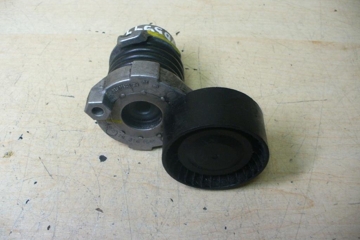 NISSAN Qashqai 2 generation (2013-2023) Belt Tensioner 117506193R 23182326