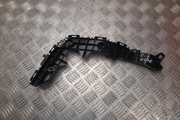 LEXUS UX 1 generation (2018-2023) Aizmugurējā labā bampera stiprinājums 5257576020 30198975