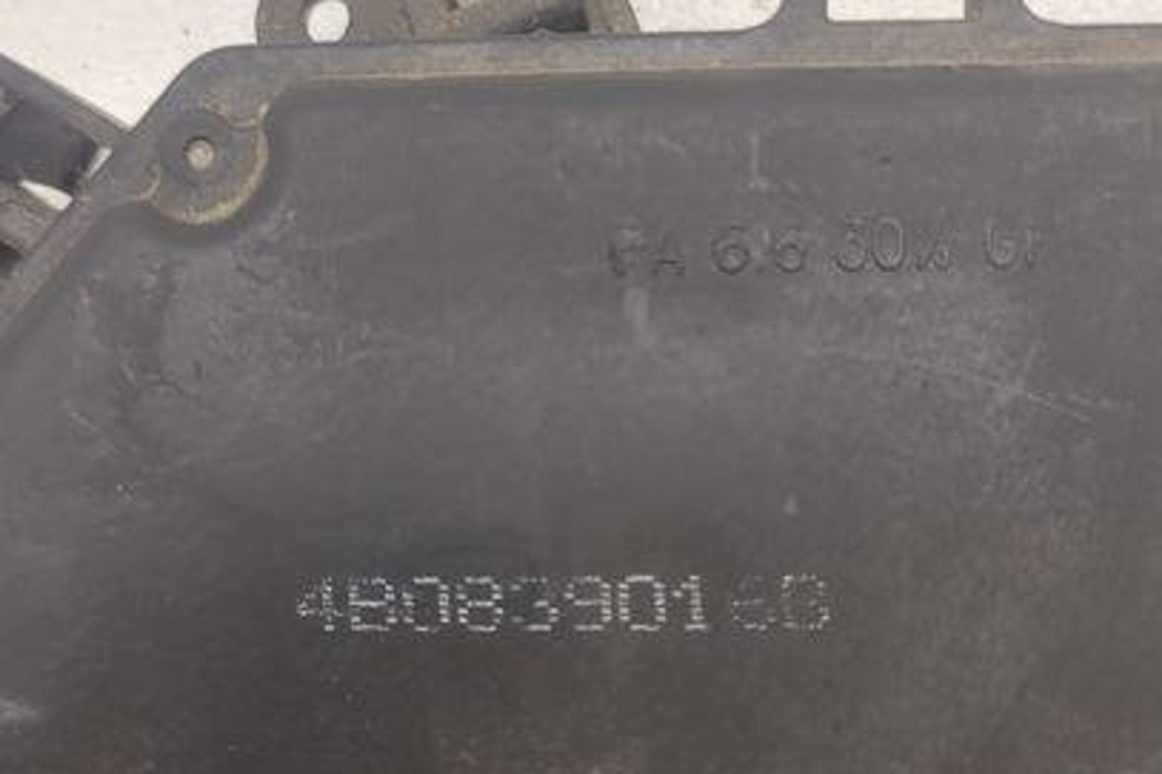 AUDI A6 C5/4B (1997-2004) Aizmugurējā labā durvju slēdzene 4B0839016B 23932884