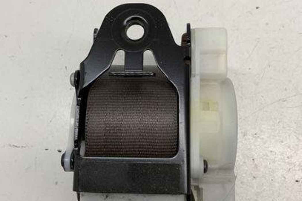 AUDI A4 B6/8E (2000-2005) Rear Middle Seatbelt 8E5857805G 23947694