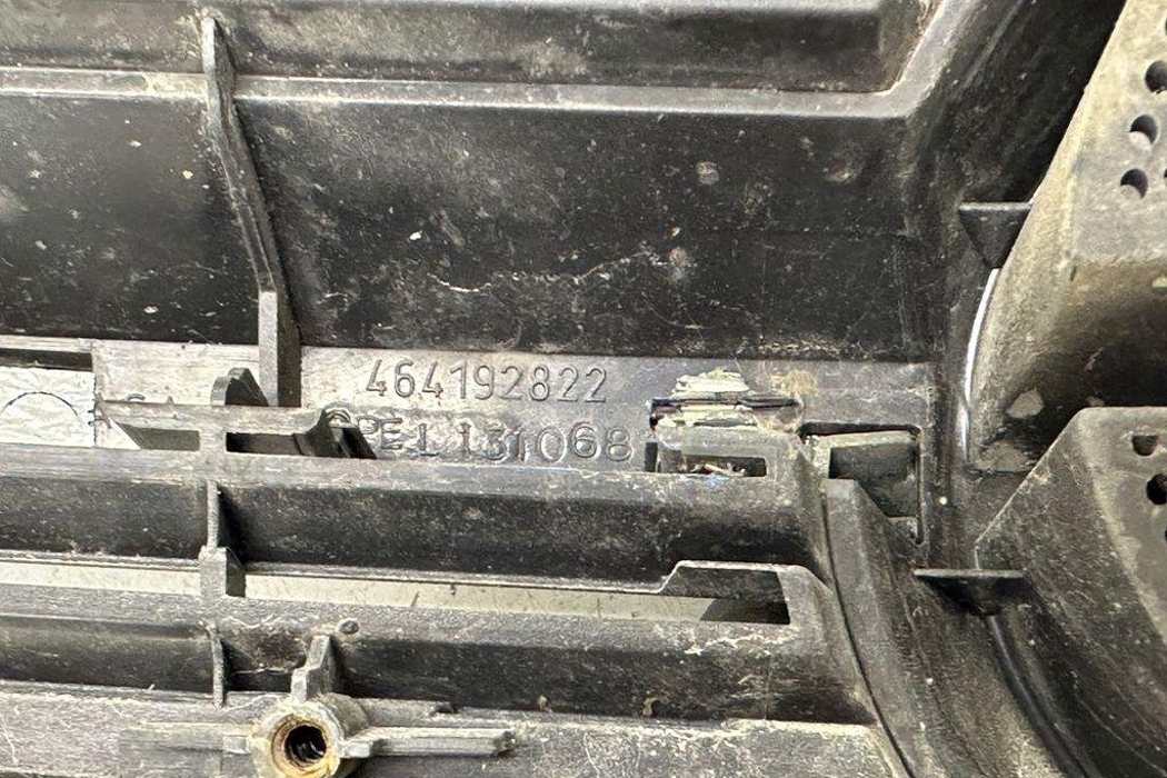 OPEL Signum C (2003-2008) Radiator Grille 13106812,464192822 30590309