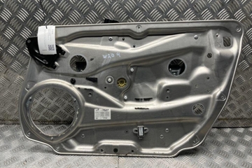 MERCEDES-BENZ C-Class W204/S204/C204 (2004-2015) Aizmugurējo labo durvju logu pacēlājs A2047600634 30589855
