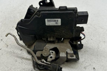 AUDI A6 C6/4F (2004-2011) Aizmugurējā labā durvju slēdzene 4B0839016G 30590510