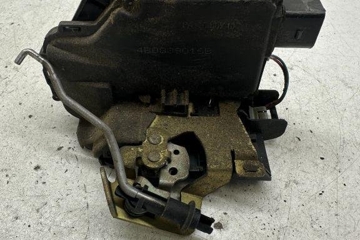 AUDI A6 C6/4F (2004-2011) Aizmugurējā labā durvju slēdzene 4B0839016B 30593806