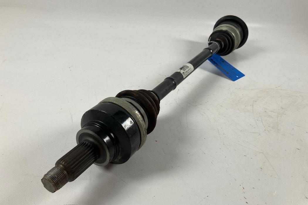 BMW 1 Series F20/F21 (2011-2020) Rear Right Driveshaft 8680348 31641392