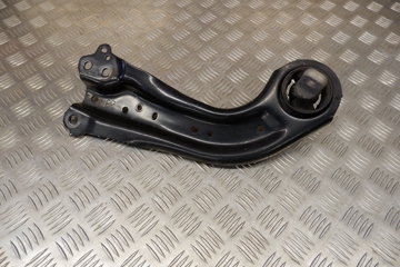 TOYOTA RAV4 5 generation (XA50) (2018-2024) Рычаг задний правый 48760-42070 21823262