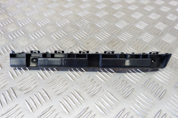 NISSAN Juke YF15 (2010-2020) Aizmugurējā labā bampera stiprinājums 85220-4EA0A 29590474