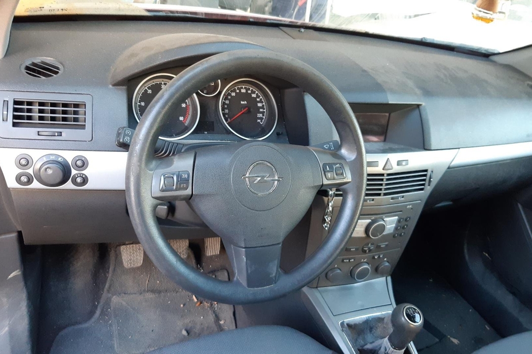 OPEL Astra J (2009-2020) Рулевая Pейка 13188614 20993246
