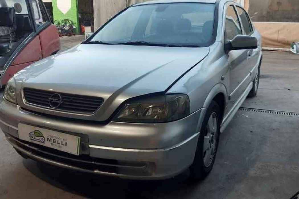 OPEL Astra H (2004-2014) Форсунка палива 09202474 24008948