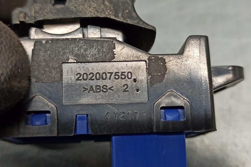 KIA Rio 3 generation (2011-2017) Кнопка стеклоподъемника задней правой двери 202007550,5PUERTAS 24211108