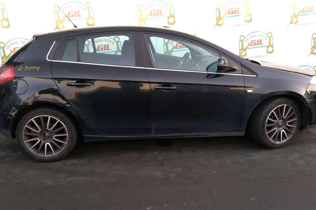 FIAT Bravo 2 generation (2007-2011) Передня ліва рука 105221 29333393