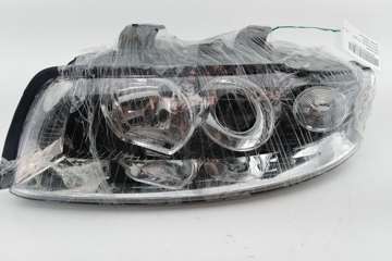 AUDI A4 B6/8E (2000-2005) Ліва передня фара 101.02081002 29275632