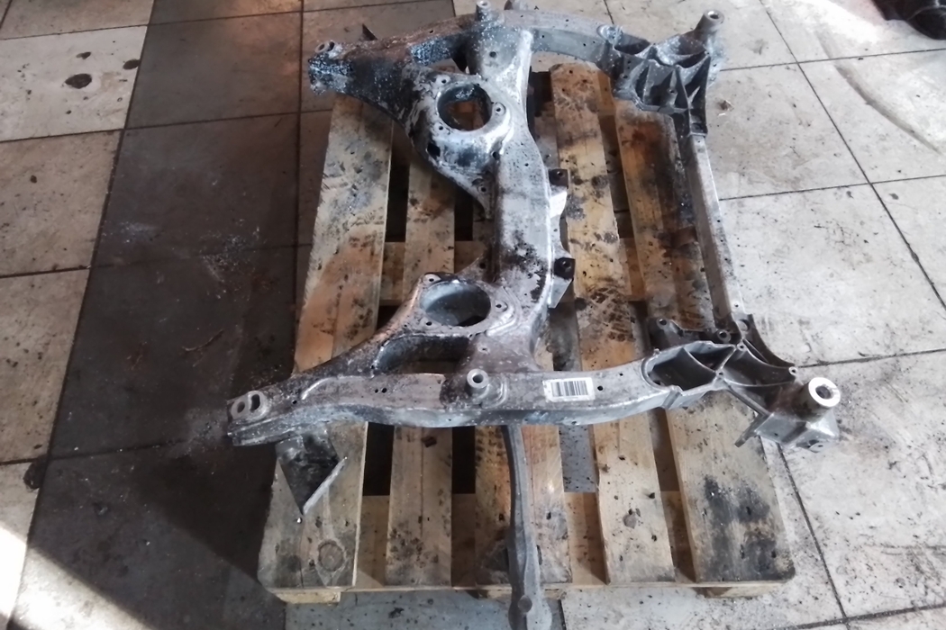 BMW 5 Series F10/F11 (2009-2017) Priekšējās balstiekārtas rāmis 6796692 29395708
