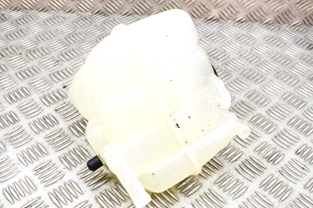 VOLVO XC90 2 generation (2014-2024) Expansion Tank 31368311,31338291 17945653