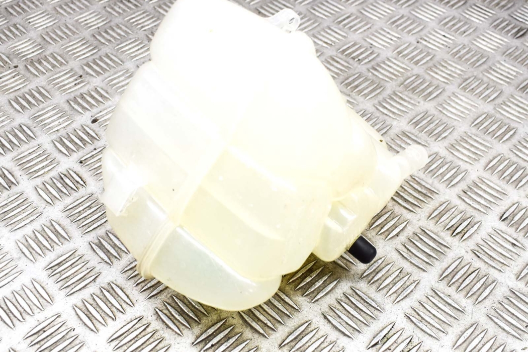 VOLVO XC90 2 generation (2014-2024) Expansion Tank 31368311,31338291 17945653