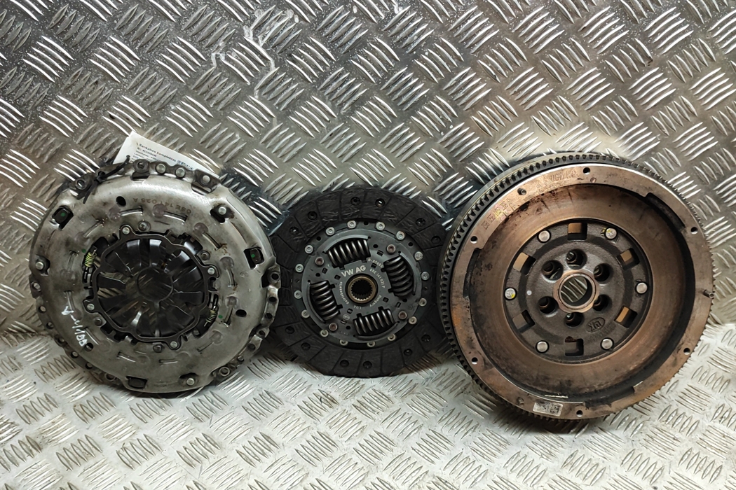 VOLKSWAGEN T-Roc 1 generation (2017-2024) Clutch Kit 05E141025A,05E105266R,05E141031F 23534456