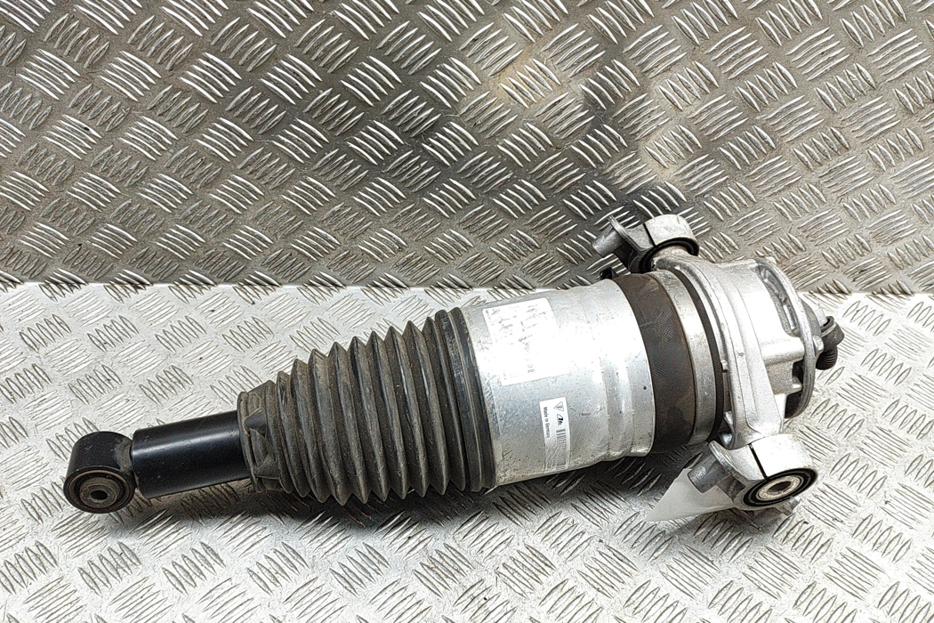 PORSCHE Cayenne 958 (2010-2018) Rear Left Air Shock Absorber 7P5616503AF,7P5.616.503.AF 27240019