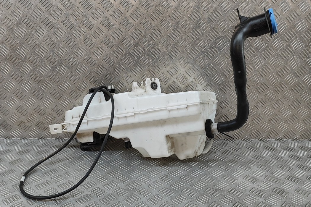 VOLVO XC60 2 generation (2017-2024) Window Washer Tank 31699968,31699969,31416815 27840389