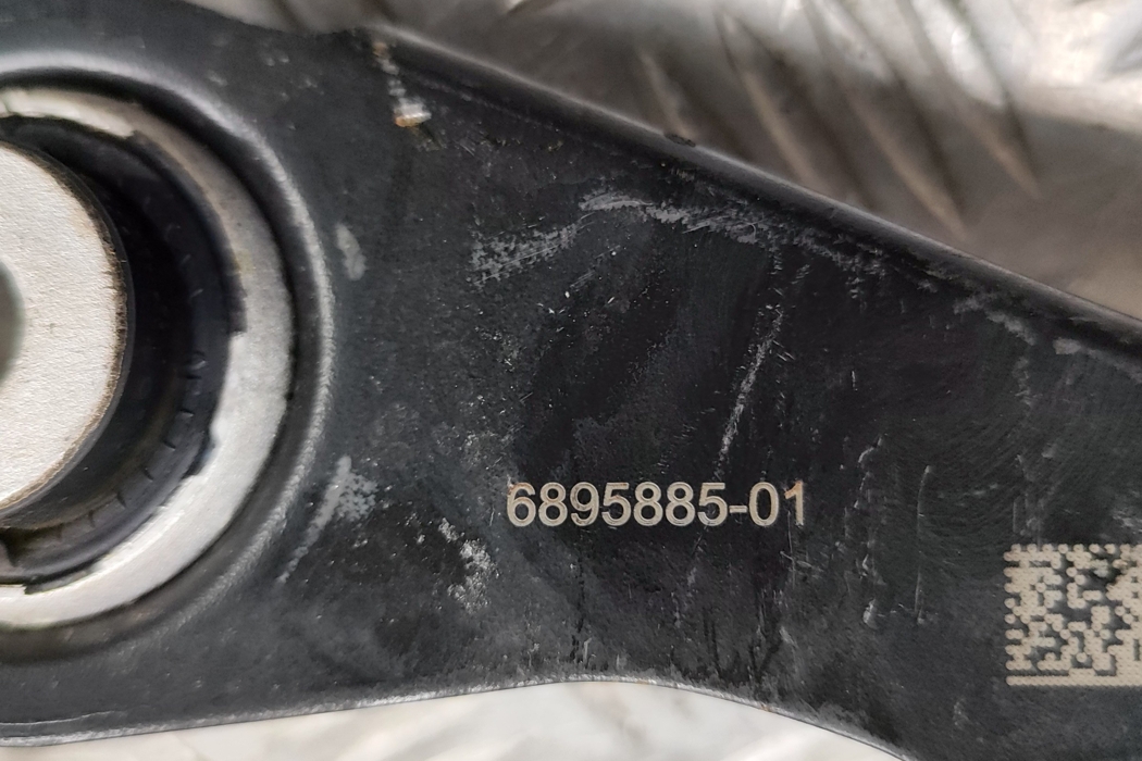 BMW 2 Series F44 (2019-2023) Aizmugurējā labā svira/ričags 6895885 29064747
