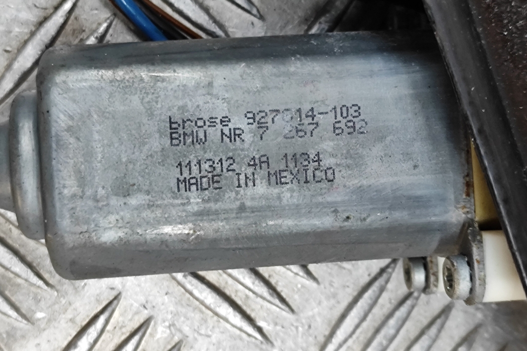 BMW X6 E71/E72 (2008-2012) Aizmugurējo labo durvju logu pacēlājs 7267692,7197304 30029012