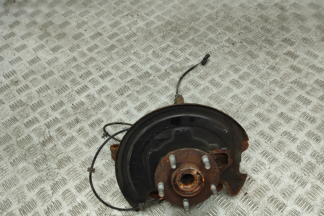 NISSAN Leaf 2 generation (2017-2023) Ступица передняя левая 400151KK0A 30206072