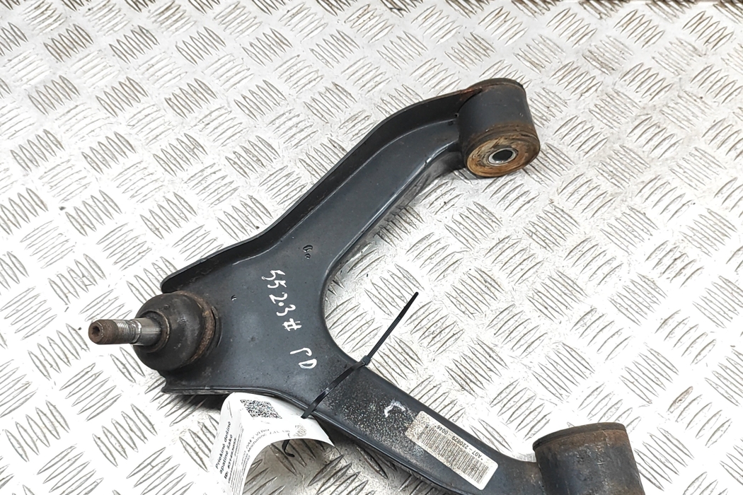 IVECO Daily 6 generation (2014-2019) Нижний рычаг передний правый 5801504290 31493055