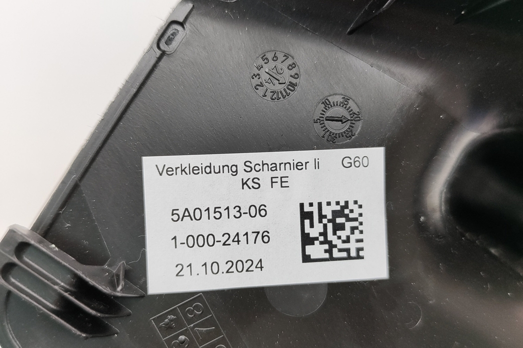 BMW 5 Series G60 (2023-2024) Eņģu apdare 5A01513 31531698