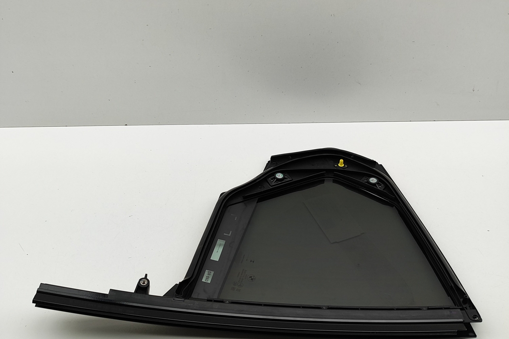 BMW 5 Series G60 (2023-2024) Rear door left-hand window 5A058C7 31548032
