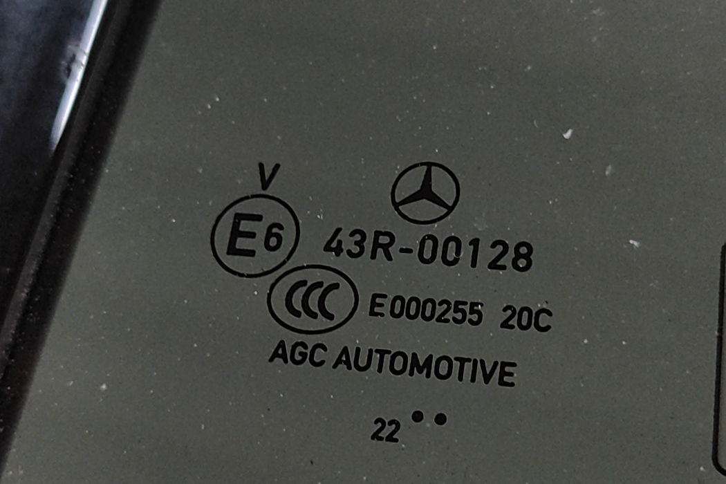 MERCEDES-BENZ CLA-Class C118 (2019-2023) Rear door left-hand window A1187300500 31985169