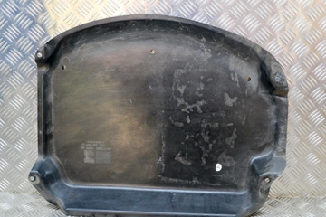 MERCEDES-BENZ C-Class W205/S205/C205 (2014-2023) Rear Middle Bottom Protection A2056933200 13595691
