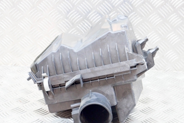 NISSAN Qashqai 2 generation (2013-2023) Air Filter Box HV80A 13758876