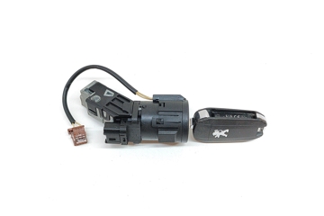 PEUGEOT 2008 1 generation (2013-2020) Aizdedzes atslēga 9673257480,9663123380,9674001080 25852821