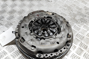 VOLKSWAGEN Golf 8 generation (2019-2023) Clutch Kit 05E141015D,05E141025A,05E141031D,05E105266C 29082951