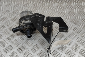 AUDI A5 F5 (2016-2024) Circulation Water Motor 8K0965567 29458175