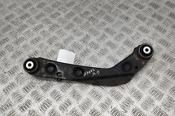 VOLVO XC90 2 generation (2014-2024) Rear Left Arm 31360584 29829121