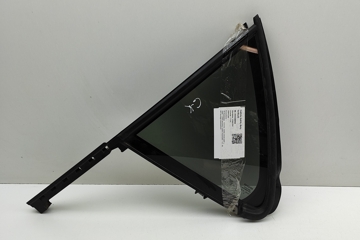 TOYOTA Yaris Cross 1 generation (2020-2023) Rear door left-hand window 68012-0D021 31546052