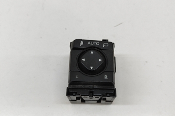 TOYOTA RAV4 5 generation (XA50) (2018-2024) Mirror adjustment switch 84872-42030 31986171
