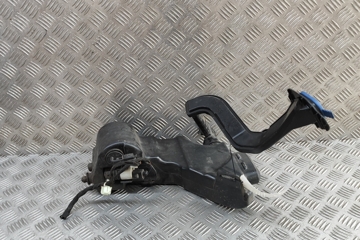 MERCEDES-BENZ C-Class W205/S205/C205 (2014-2023) Бачок омывателя A2058600164,A2058690400,A2058600860,A2058690820 32053213