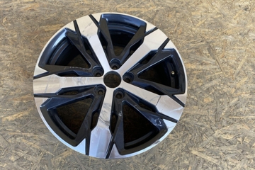 PEUGEOT 5008 2 generation (2017-2020) Hjuluppsättning 9811635077 29472646