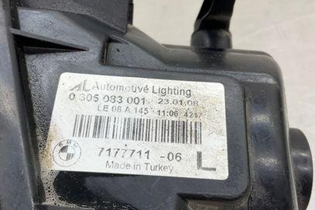 BMW 5 Series E60/E61 (2003-2010) Priekšējais kreisais miglas lukturis 7177711 20633699
