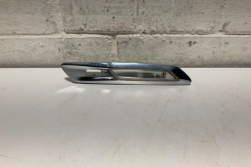 BMW 5 Series F10/F11 (2009-2017) Vänster framskärm Blinkers 7154167,7154169 30922041