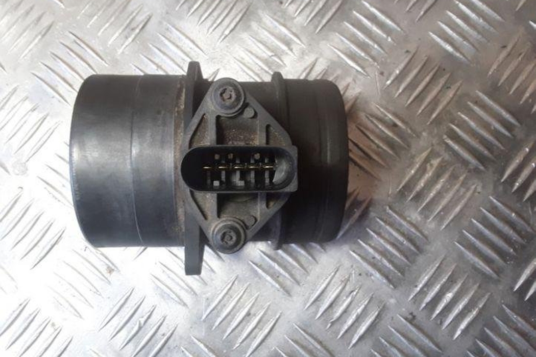 VOLKSWAGEN Transporter T5 (2003-2015) Mass Air Flow Sensor MAF 0281002461,074906461B 25457223